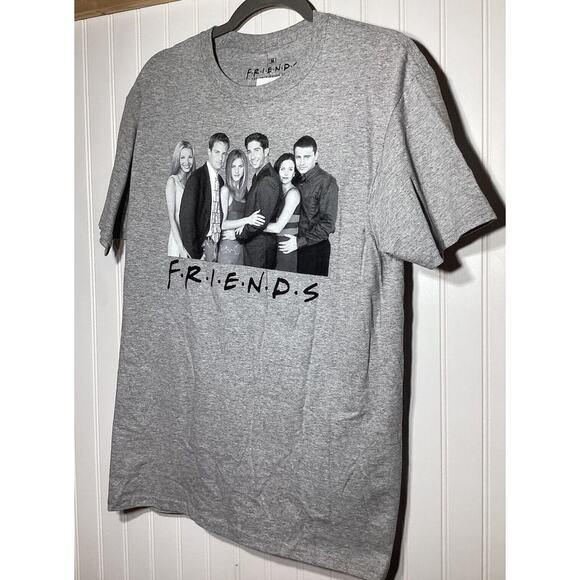 Friends Gray Short Sleeve T-Shirt Size Medium Ripple Junction Nwt - Picture 1 of 4